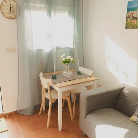 Homestay De Invitados De Casa Tais