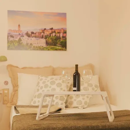 Homestay De Invitados De Casa Tais Malaga