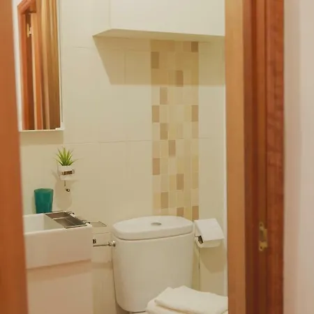 De Invitados De Casa Tais * Málaga